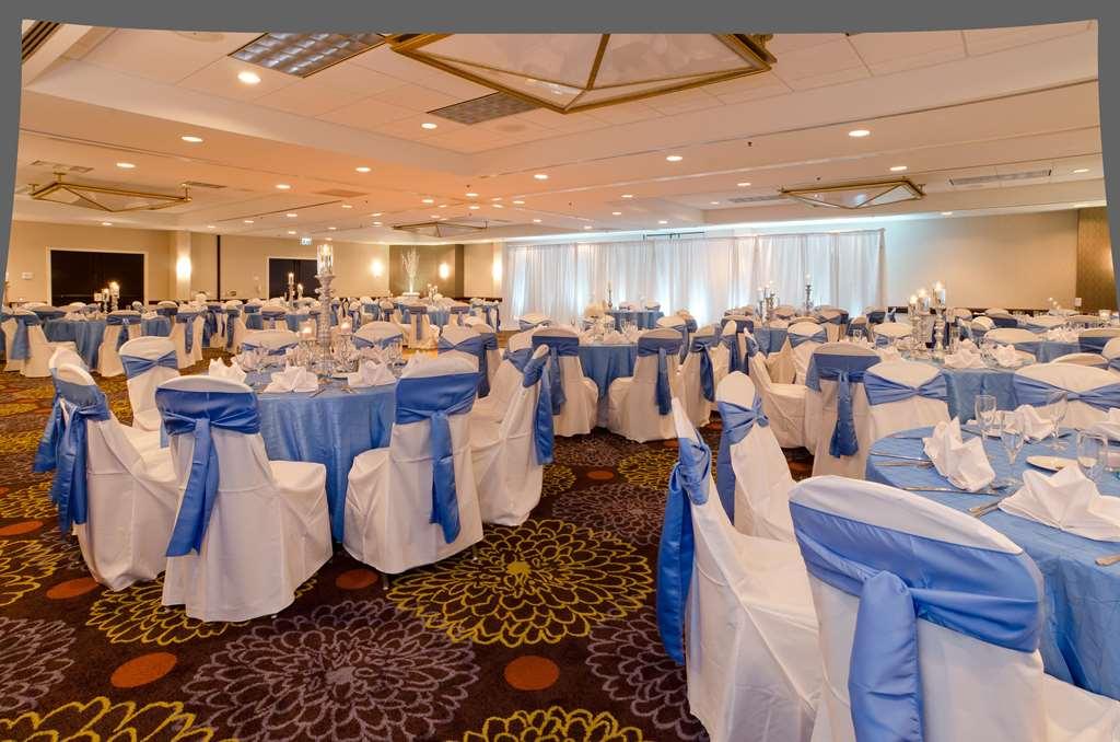 Doubletree Suites By Hilton Charlotte/Southpark מתקנים תמונה