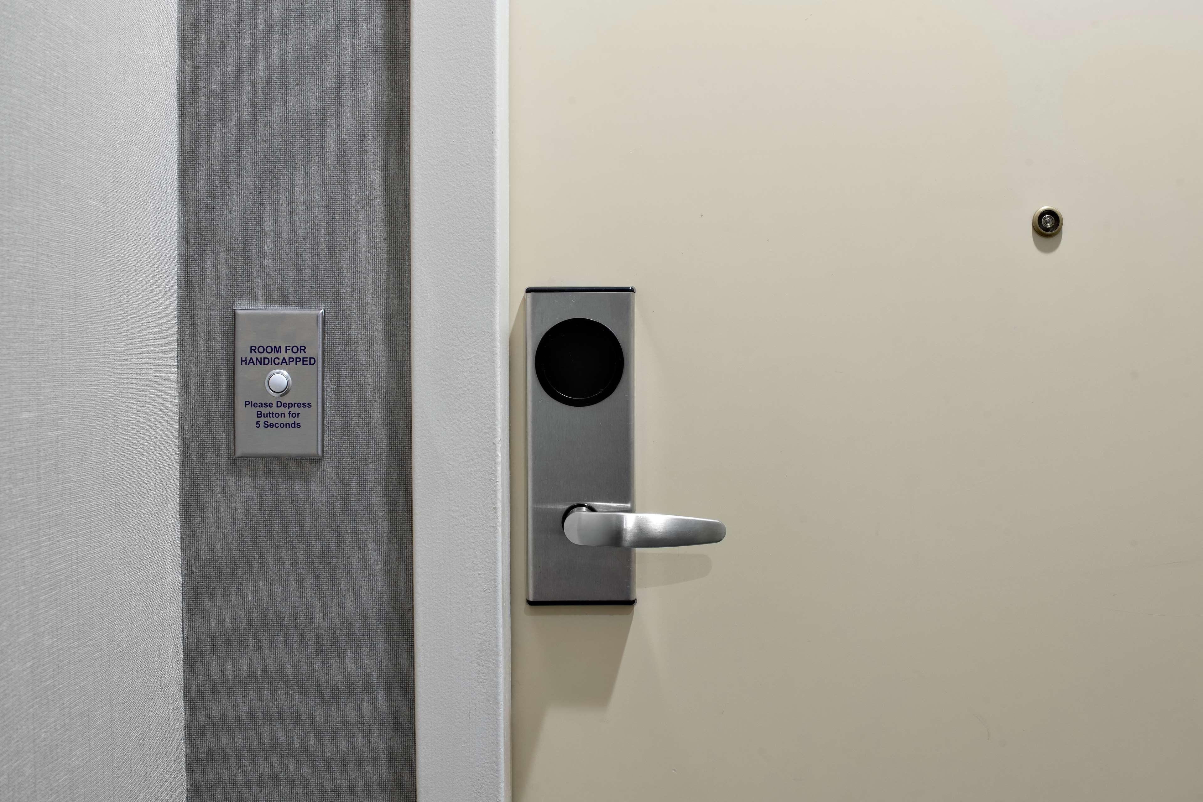 Doubletree Suites By Hilton Charlotte/Southpark מראה חיצוני תמונה