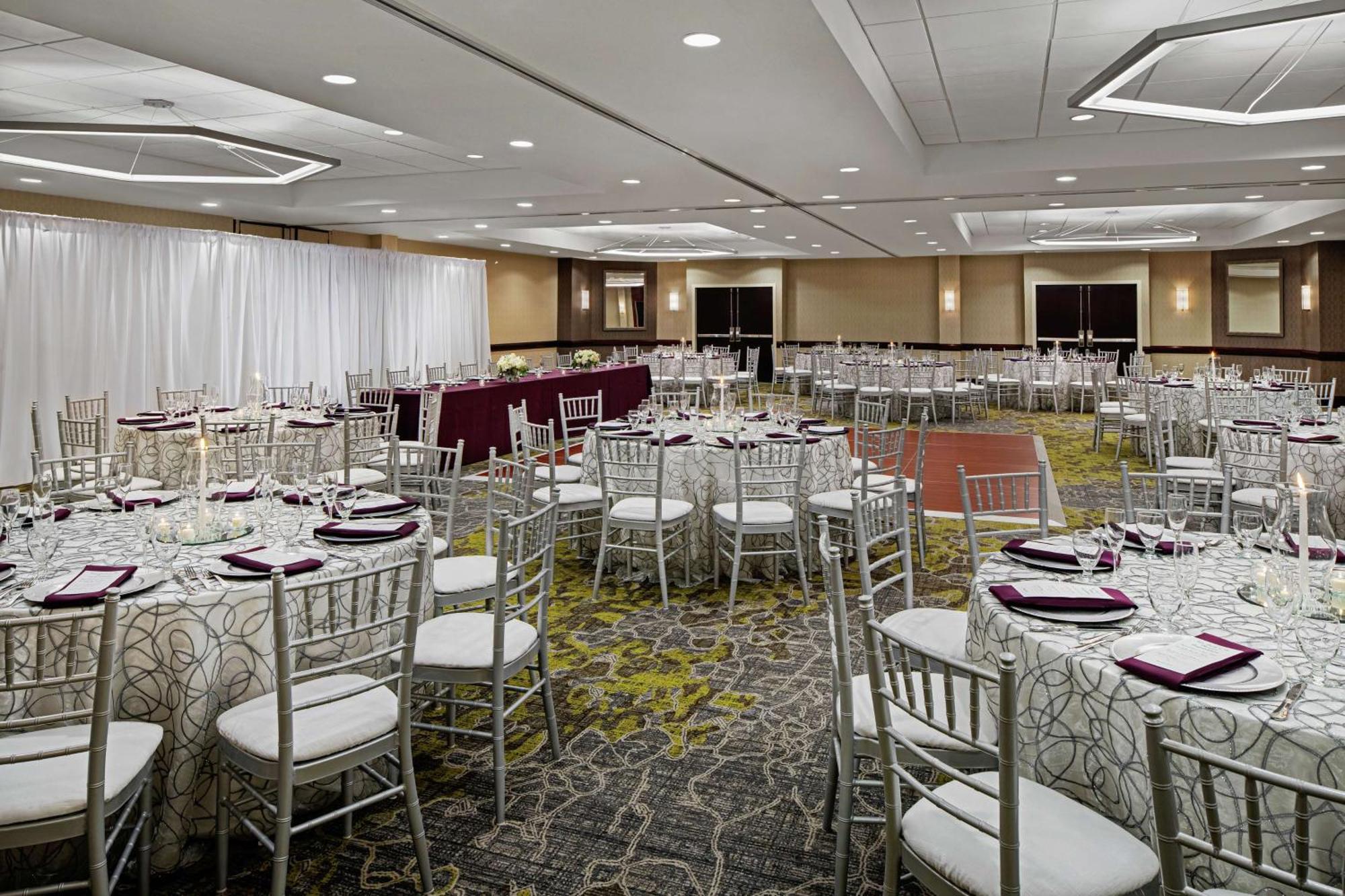 Doubletree Suites By Hilton Charlotte/Southpark מראה חיצוני תמונה