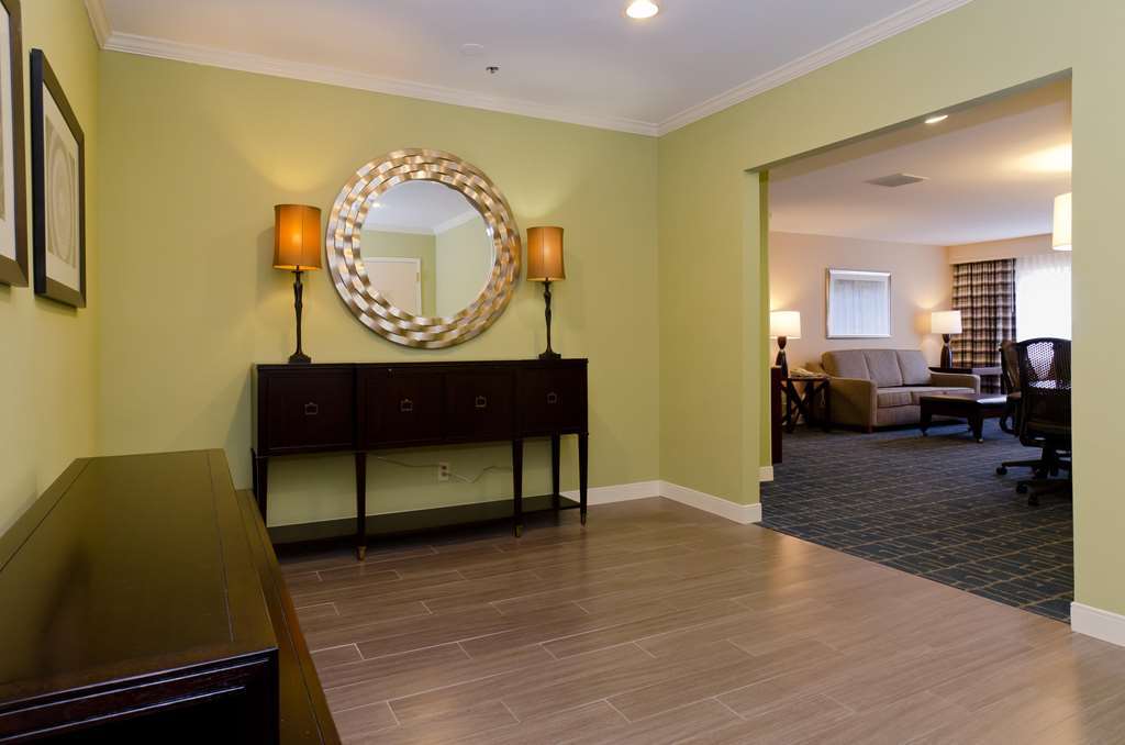 Doubletree Suites By Hilton Charlotte/Southpark חדר תמונה